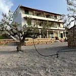 Hotel Niriides Elafonissos