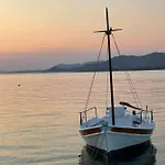 Ξενοδοχείο Niriides Ελαφόνησος