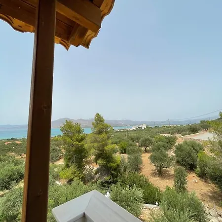 Hotel Niriides *