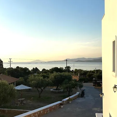Hotel Niriides