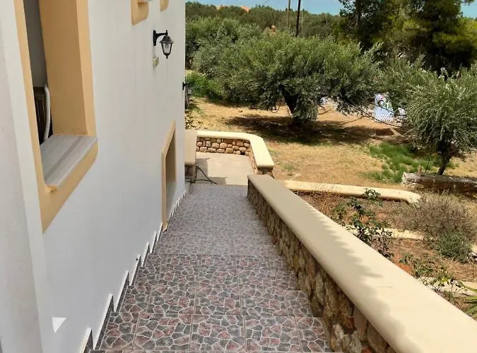 Niriides Otel